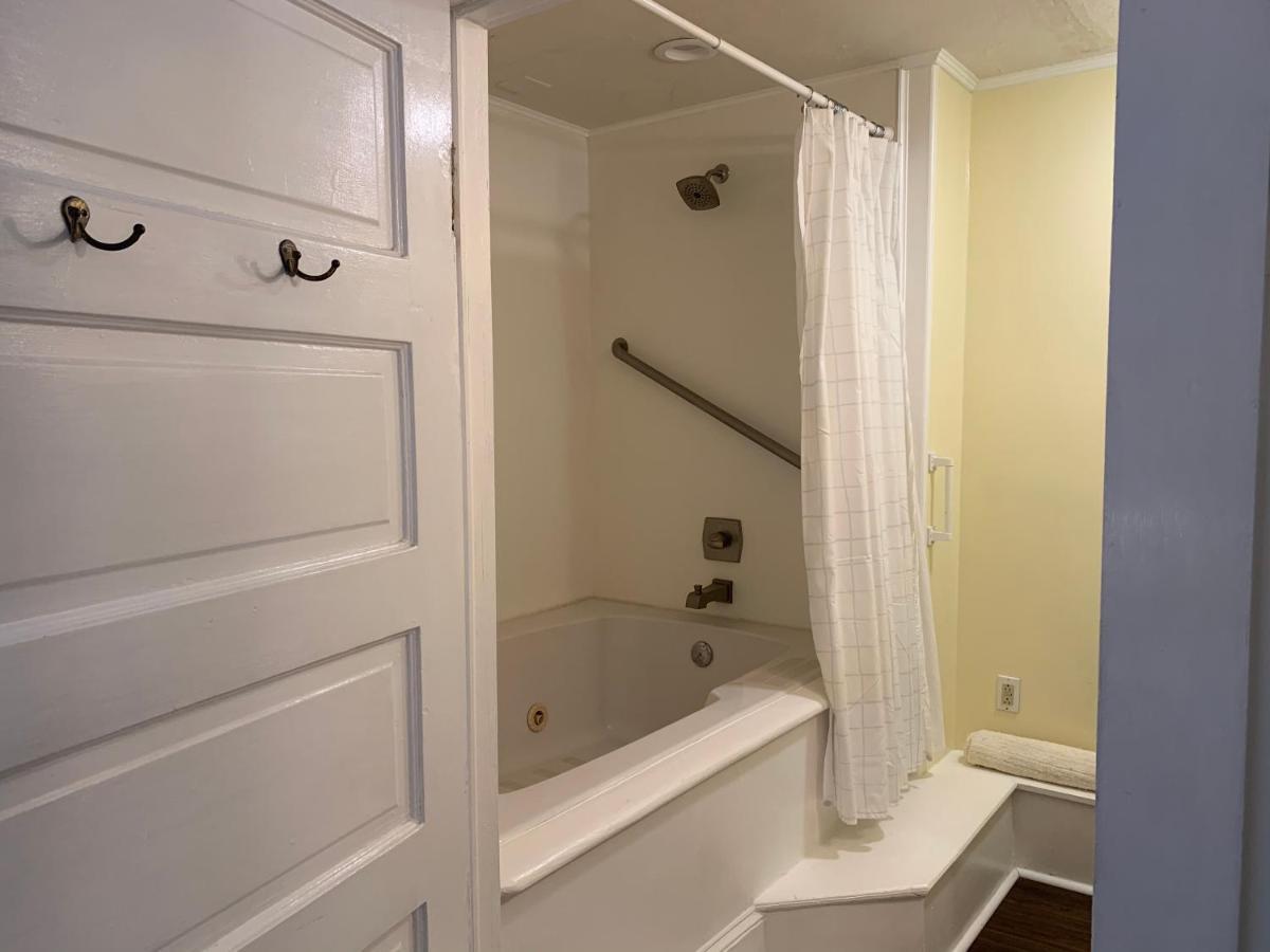 Chesnut Cottage Inn Bed & Breakfast Columbia Bagian luar foto